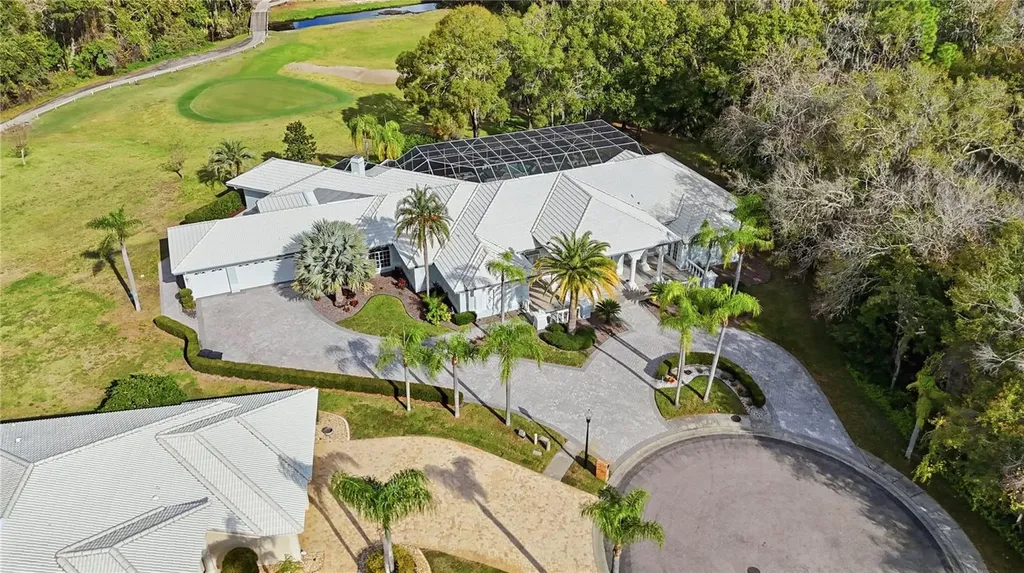 466 Tall Oak Trail Tarpon Springs FL 34688