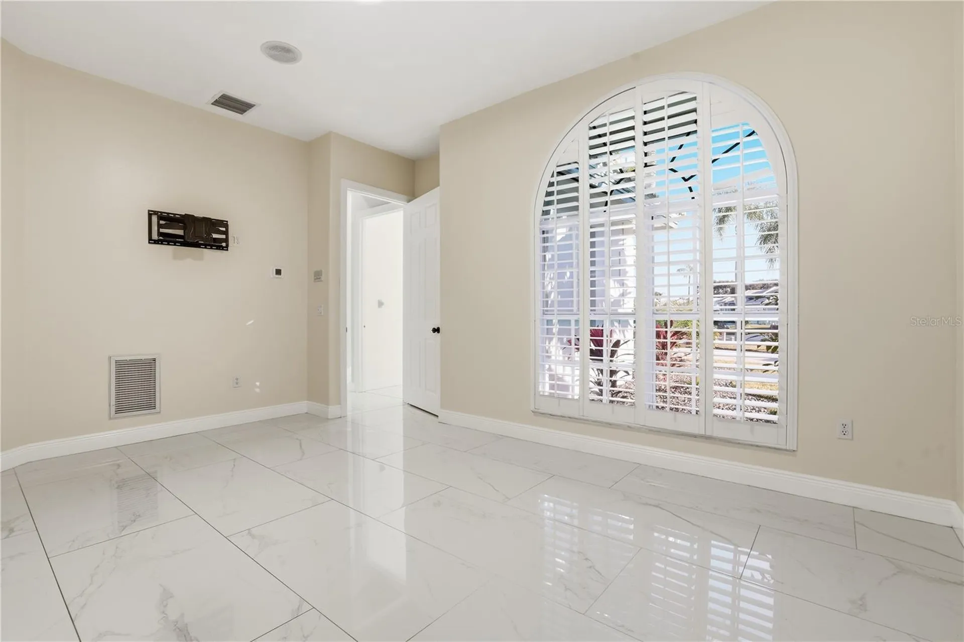 466 Tall Oak Trail Tarpon Springs FL 34688