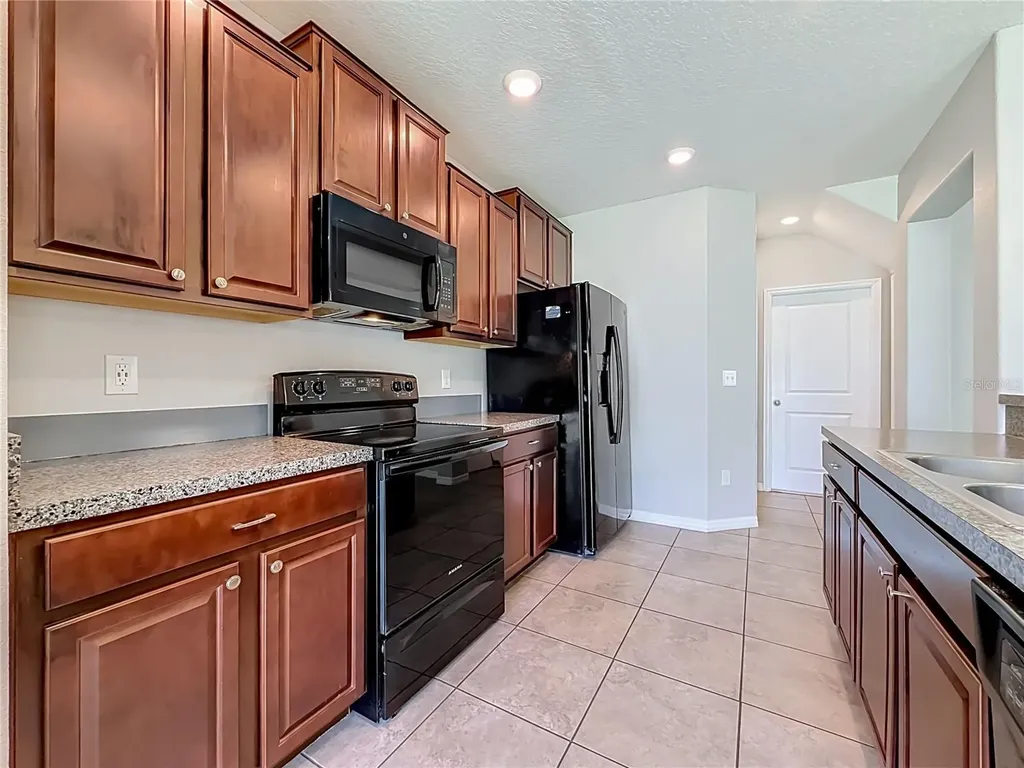 7405 Evening Primrose Court Tampa FL 33619