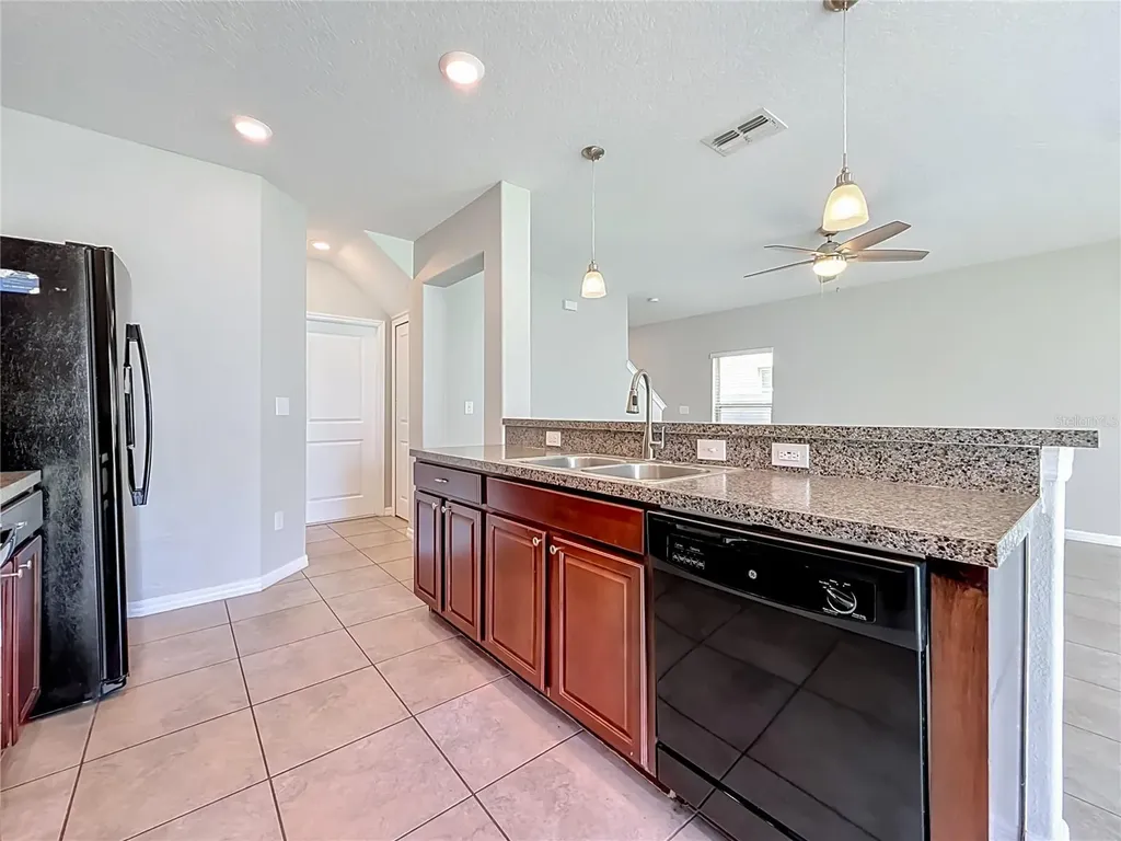 7405 Evening Primrose Court Tampa FL 33619