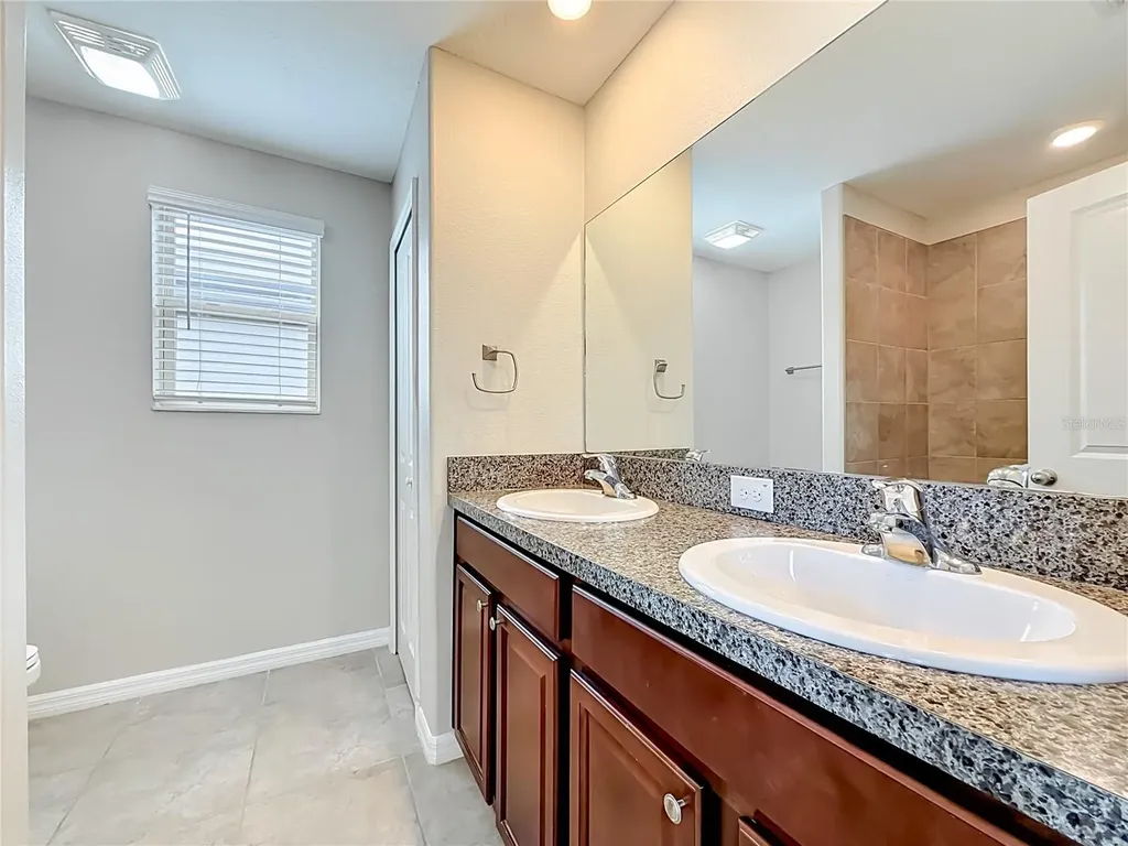 7405 Evening Primrose Court Tampa FL 33619