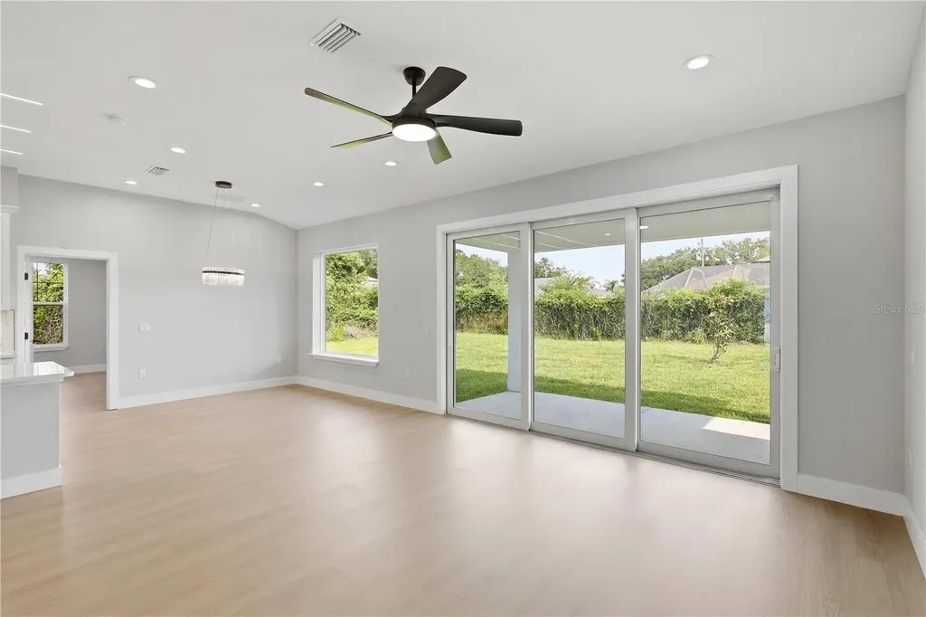 14 Ferngate Lane Palm Coast FL 32137