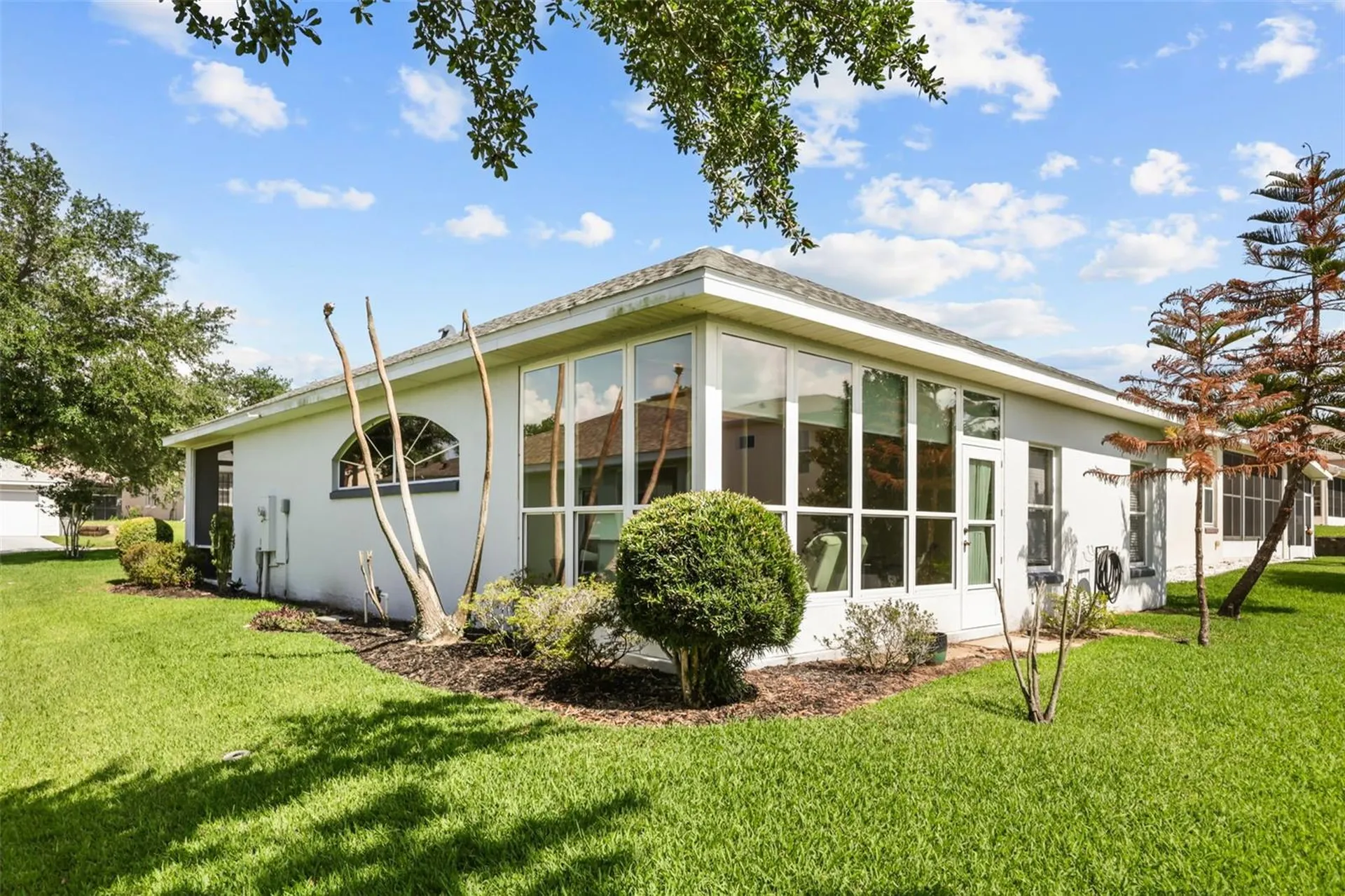 5190 China Sea Drive Tavares FL 32778
