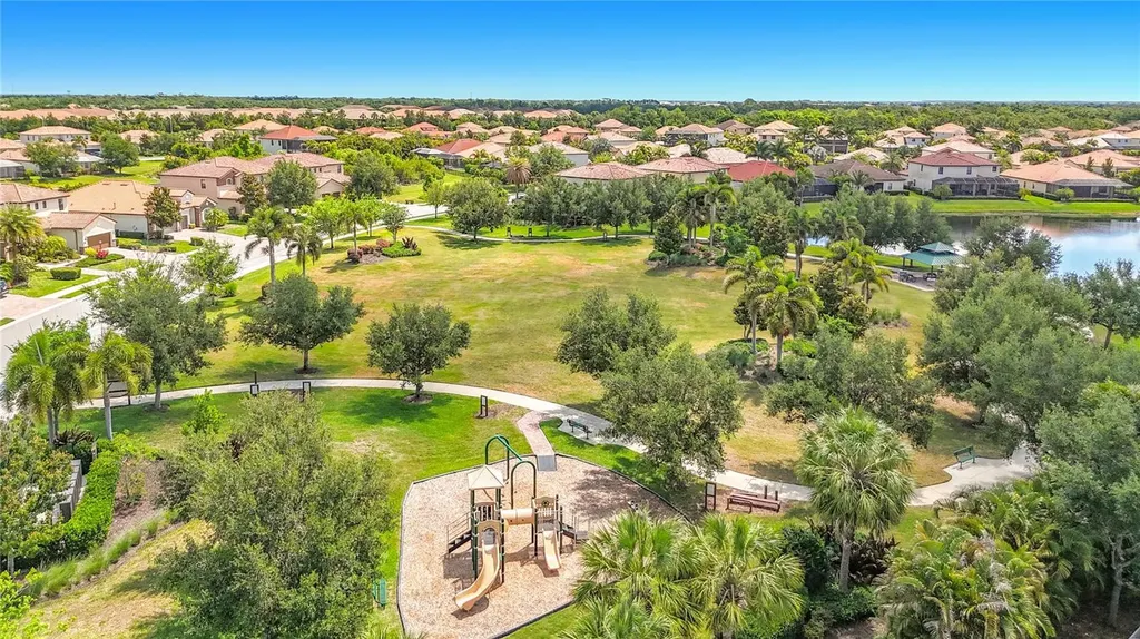 5518 Foxfire Run Bradenton FL 34211
