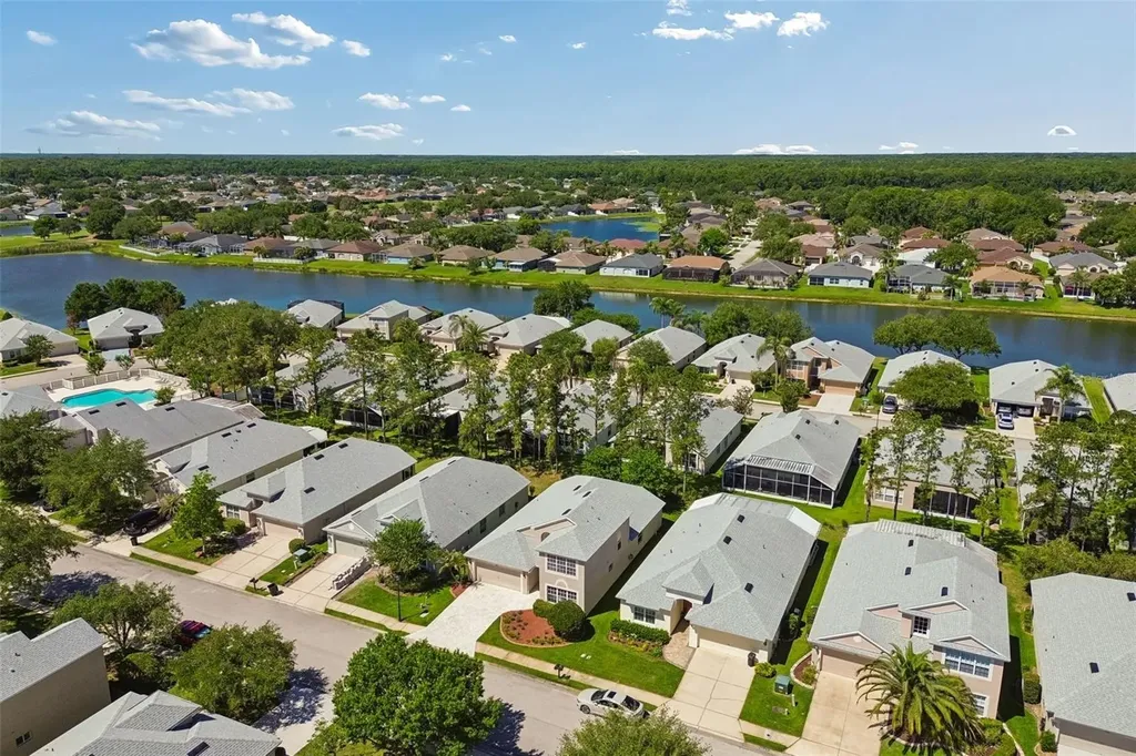 5401 Lookout Pass Wesley Chapel FL 33544
