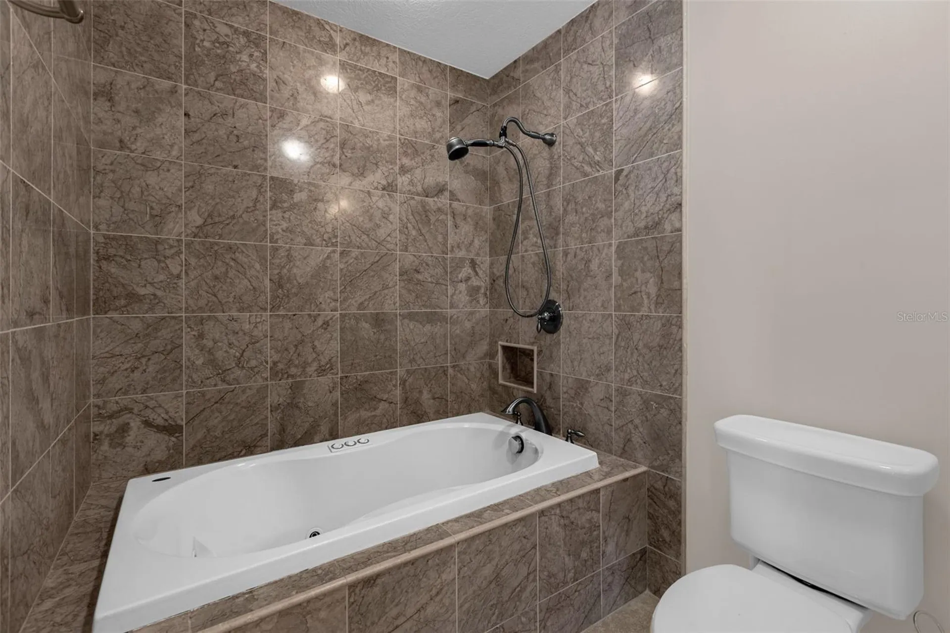 340 Killarney Bay Court Winter Park FL 32789