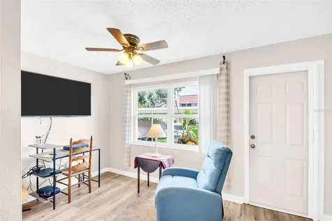 10036 63rd Avenue N St Petersburg FL 33708