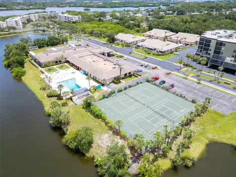 10036 63rd Avenue N St Petersburg FL 33708