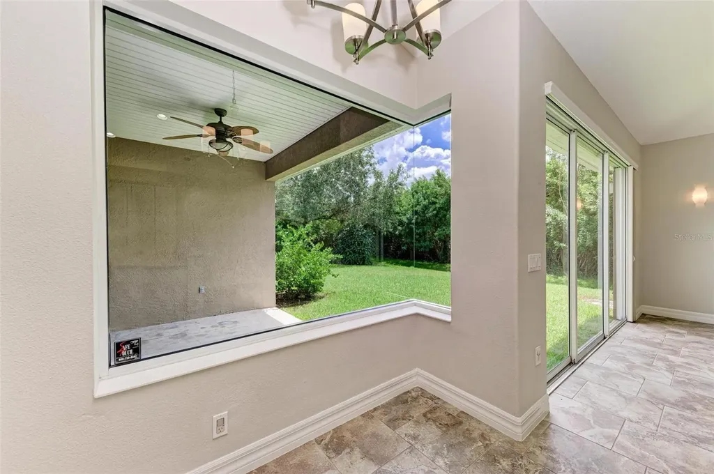 337 Snapdragon Loop Bradenton FL 34212
