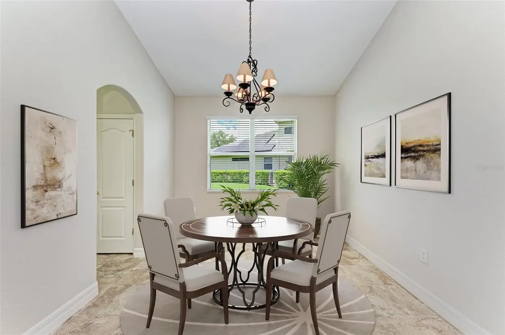 337 Snapdragon Loop Bradenton FL 34212