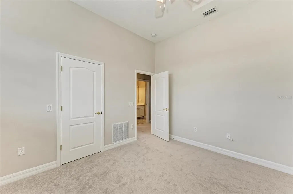 337 Snapdragon Loop Bradenton FL 34212