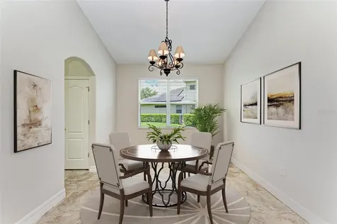 337 Snapdragon Loop Bradenton FL 34212