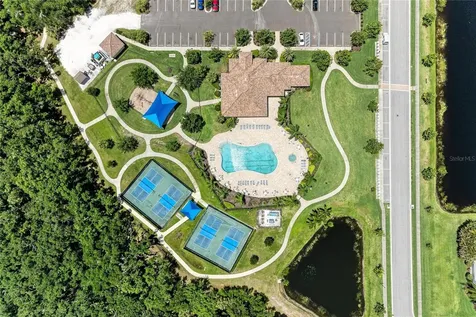 337 Snapdragon Loop Bradenton FL 34212