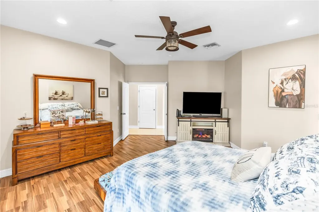 20301 Peabody Street Orlando FL 32833