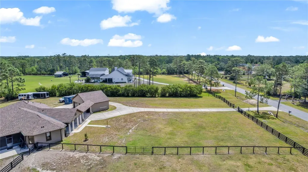 20301 Peabody Street Orlando FL 32833