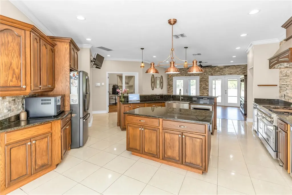 20301 Peabody Street Orlando FL 32833