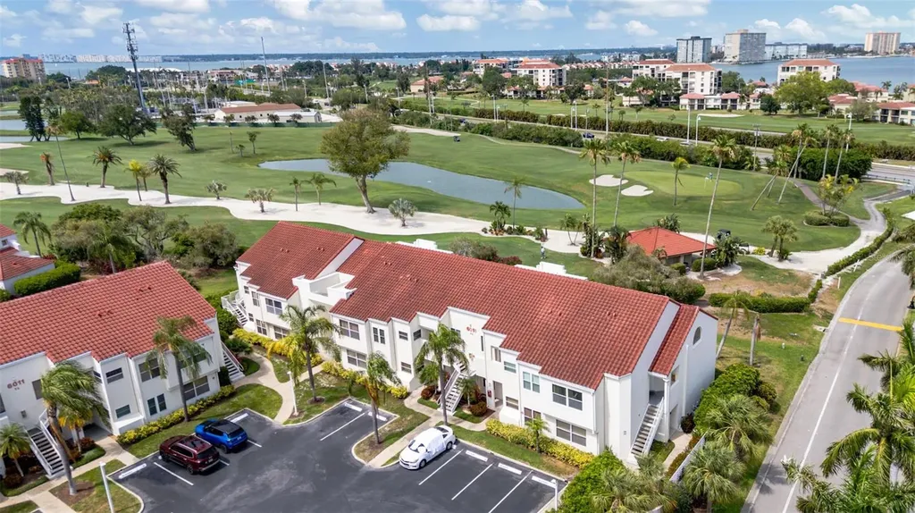 6011 Bahia Del Mar Boulevard St Petersburg FL 33715