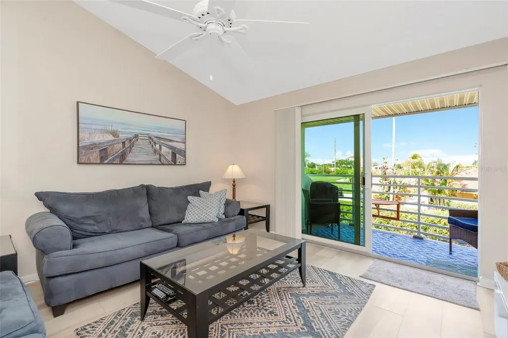 6011 Bahia Del Mar Boulevard St Petersburg FL 33715