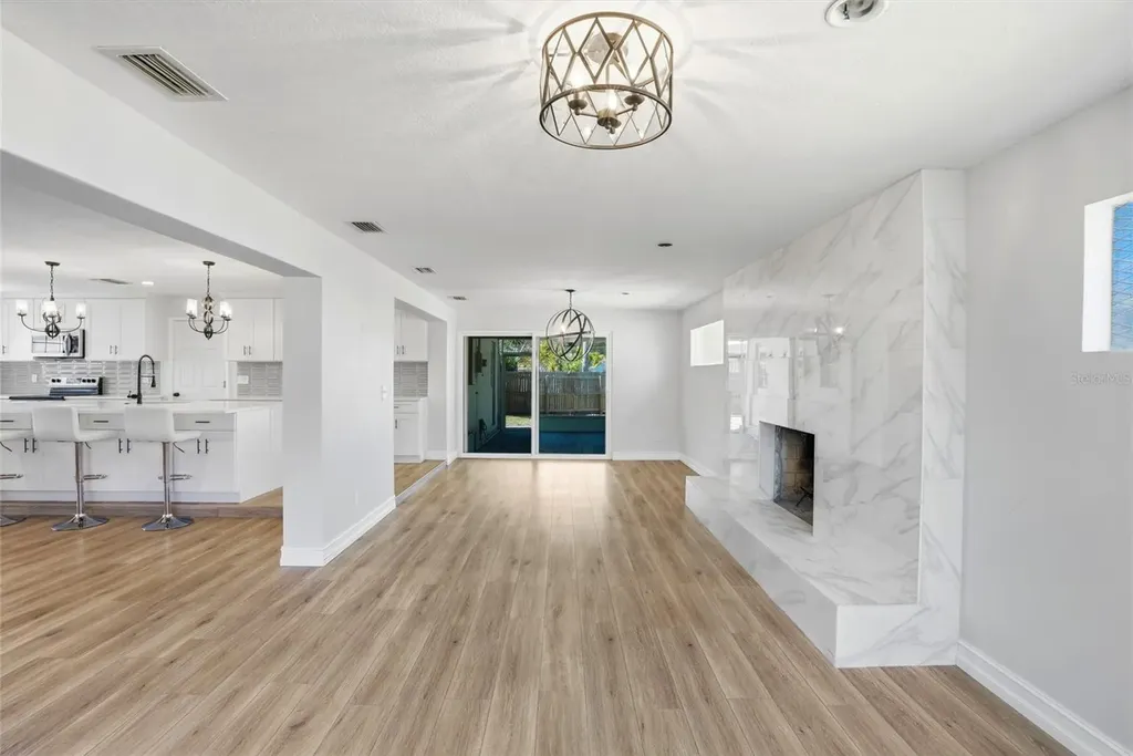 1349 Viewtop Drive Clearwater FL 33764