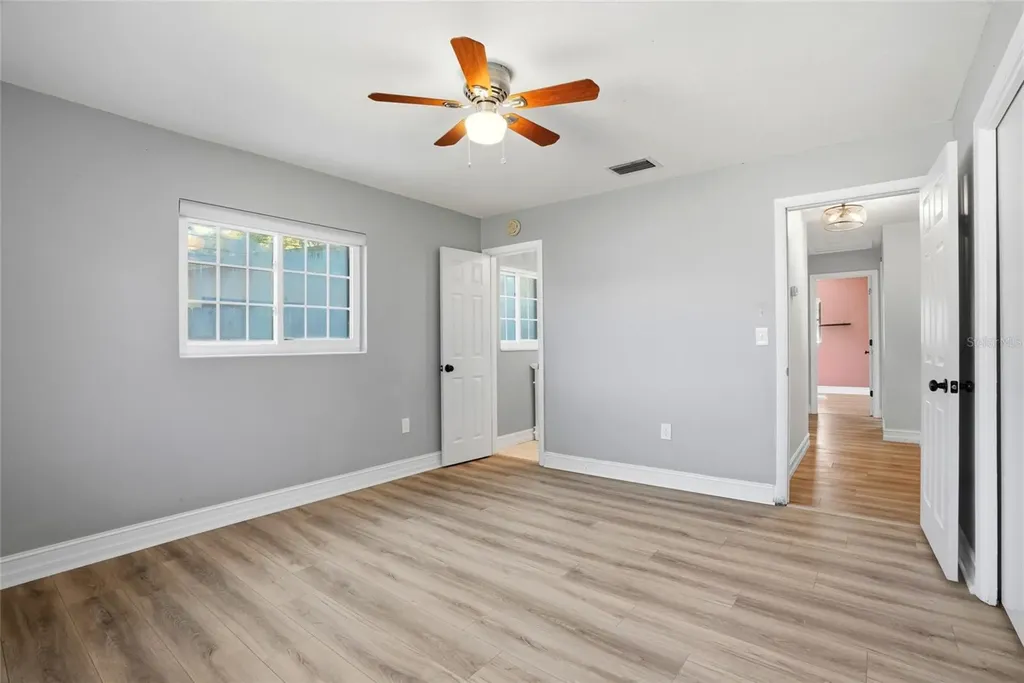 1349 Viewtop Drive Clearwater FL 33764