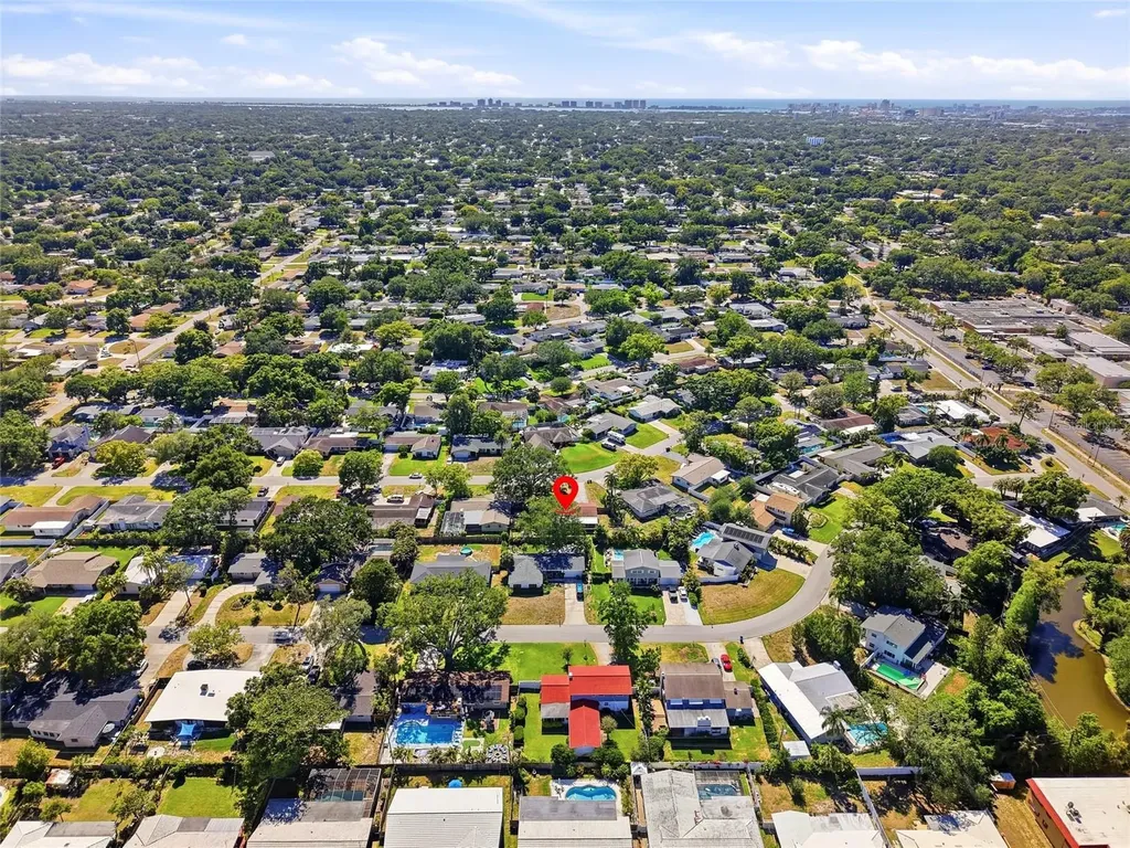 1349 Viewtop Drive Clearwater FL 33764