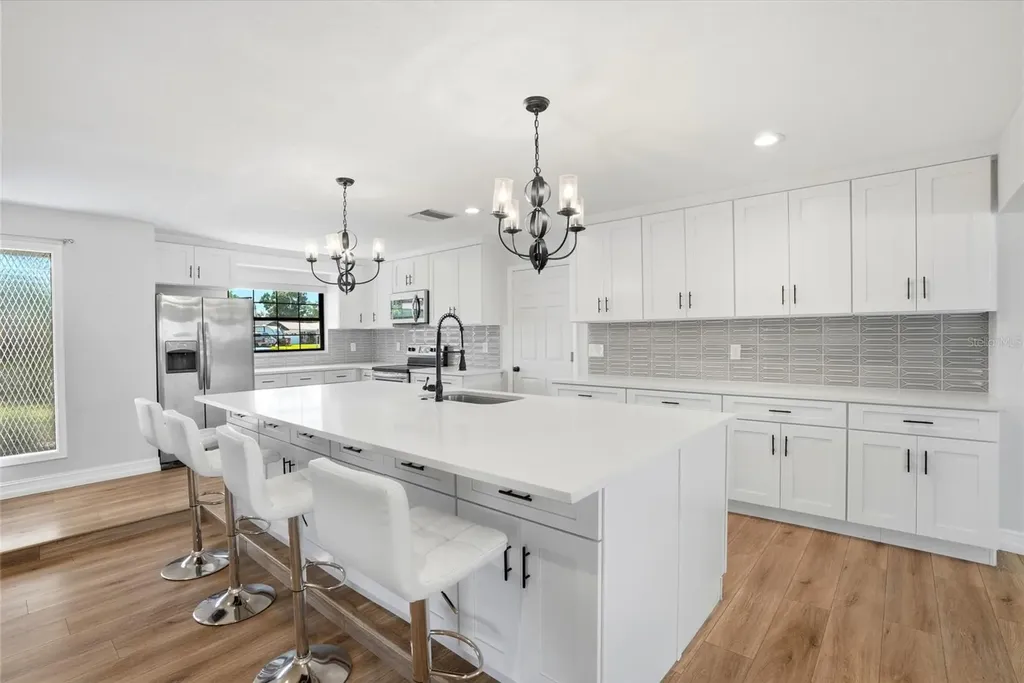 1349 Viewtop Drive Clearwater FL 33764