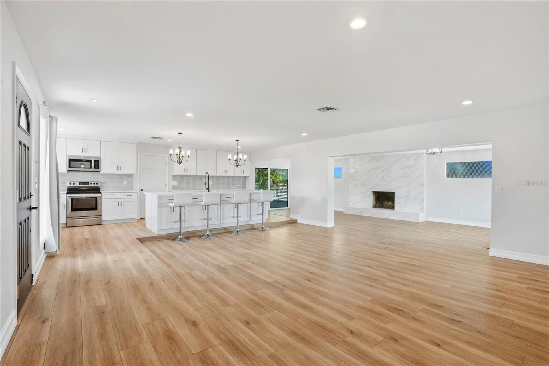 1349 Viewtop Drive Clearwater FL 33764