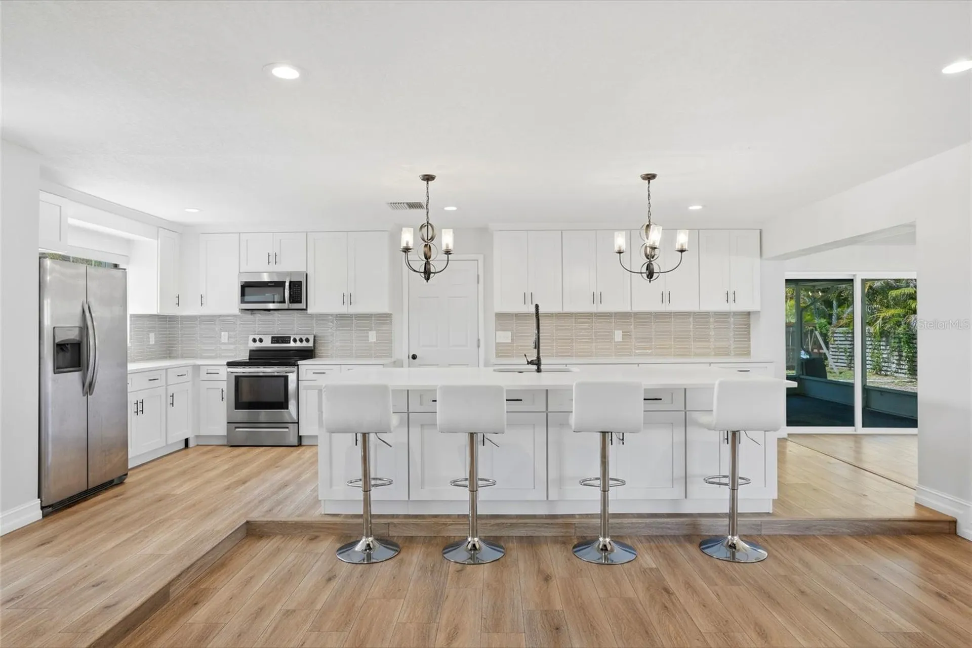 1349 Viewtop Drive Clearwater FL 33764