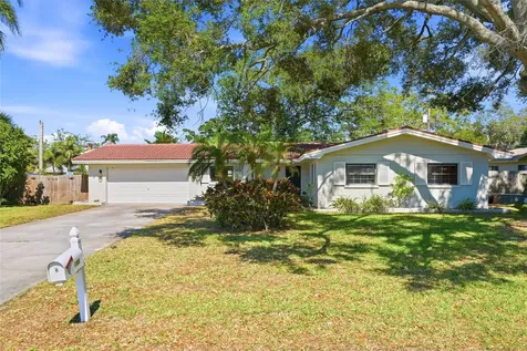 1349 Viewtop Drive Clearwater FL 33764