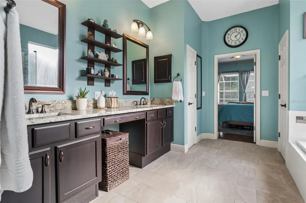 5306 Reflections Boulevard Lutz FL 33558