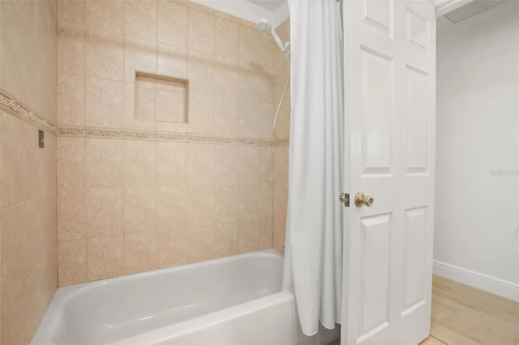 5843 Princess Caroline Place Leesburg FL 34748