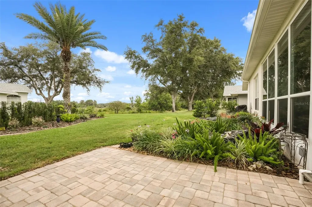 5843 Princess Caroline Place Leesburg FL 34748