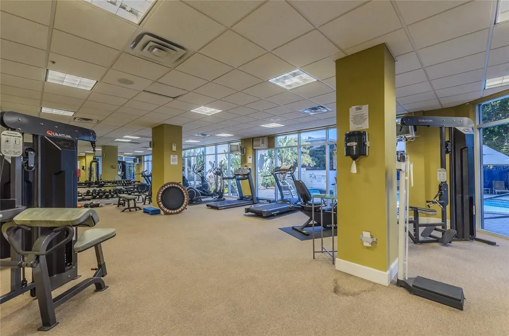 470 3rd Street S St Petersburg FL 33701
