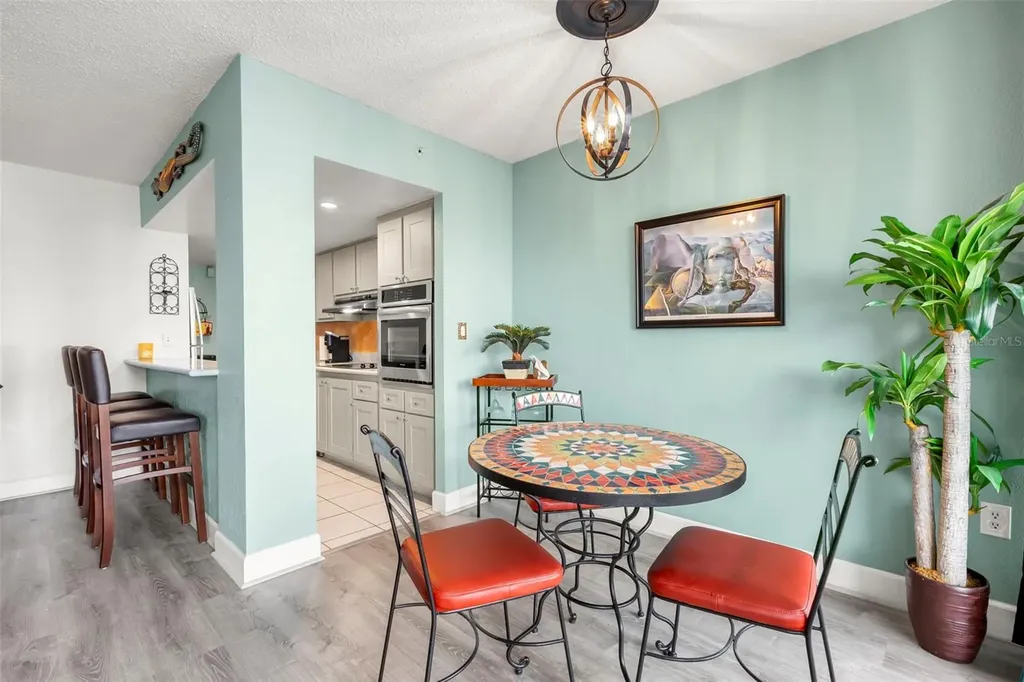 470 3rd Street S St Petersburg FL 33701