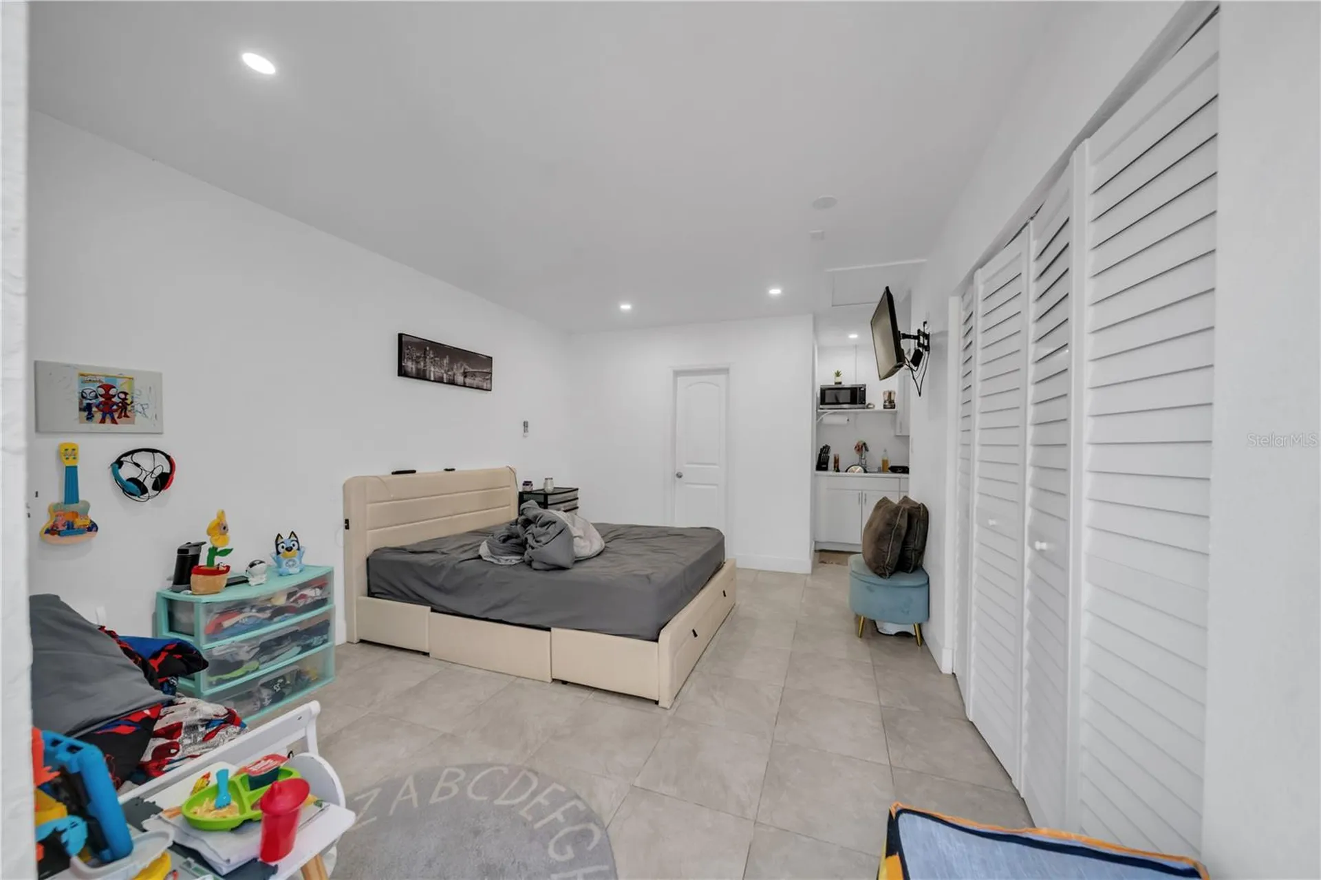 2617 53rd St W Lehigh Acres FL 33971