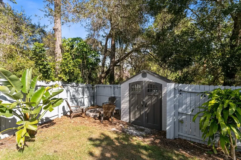 4258 E Weeping Willow Circle Winter Springs FL 32708