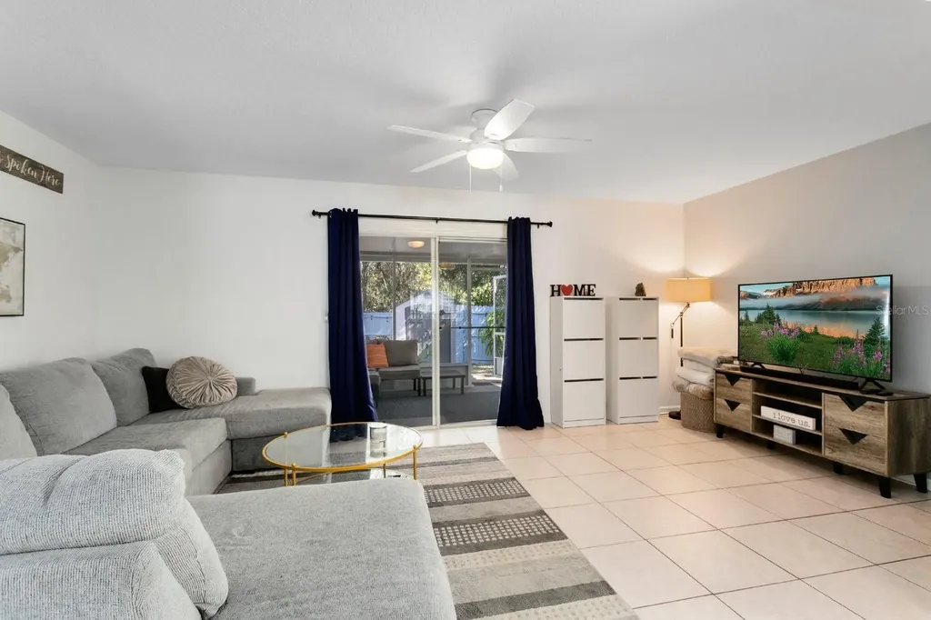 4258 E Weeping Willow Circle Winter Springs FL 32708