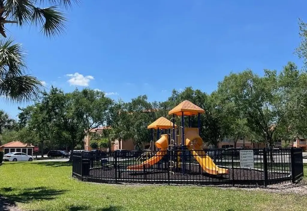 5447 Vineland Road Orlando FL 32811