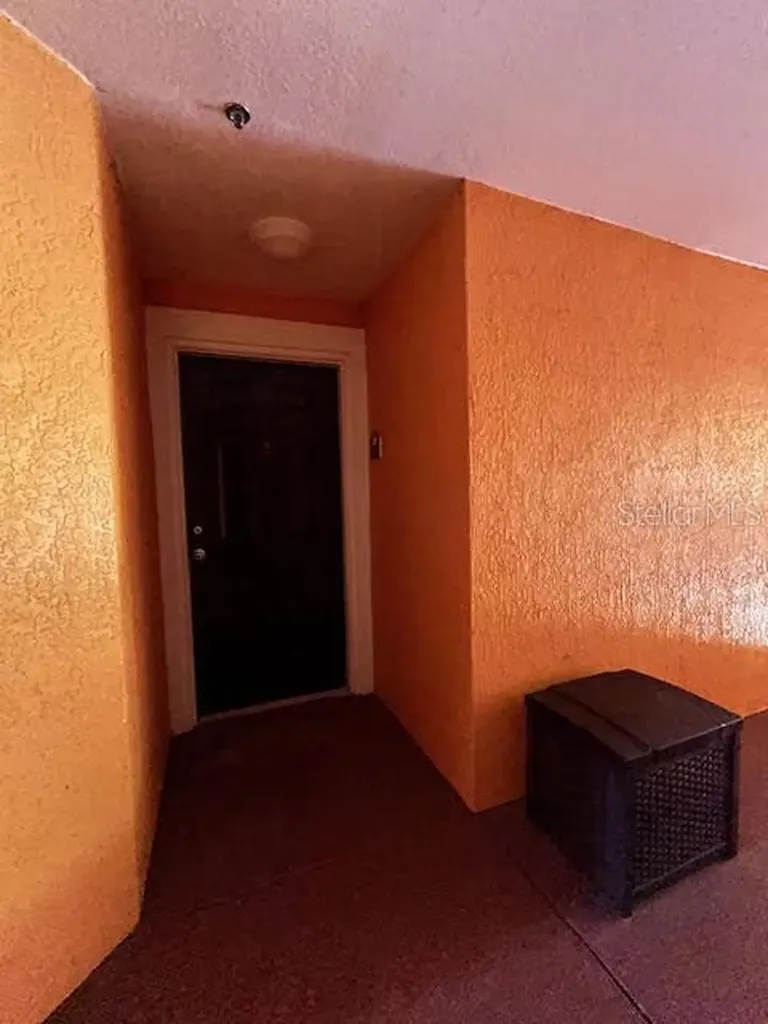 5447 Vineland Road Orlando FL 32811