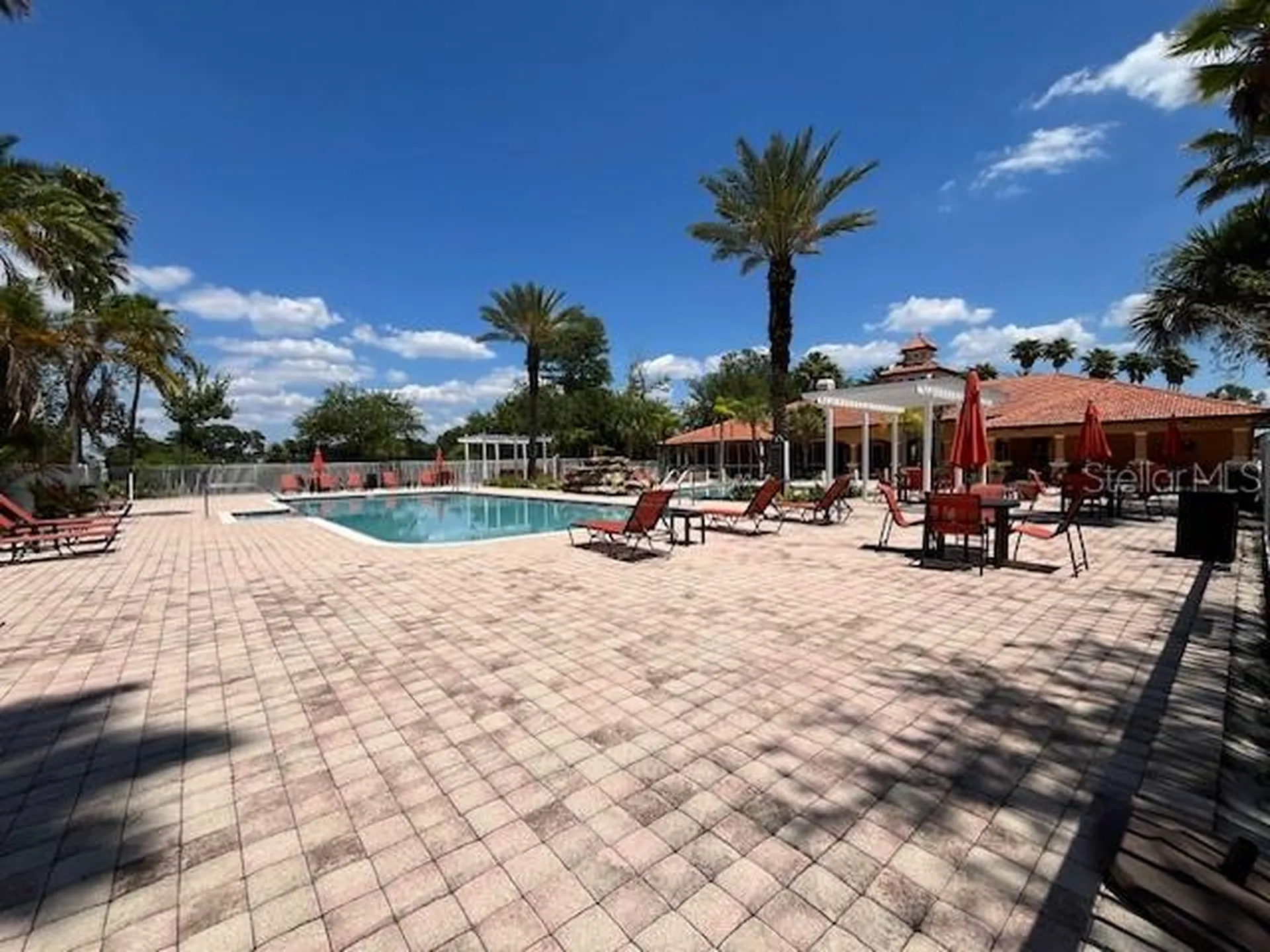 5447 Vineland Road Orlando FL 32811