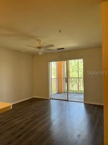 5447 Vineland Road Orlando FL 32811