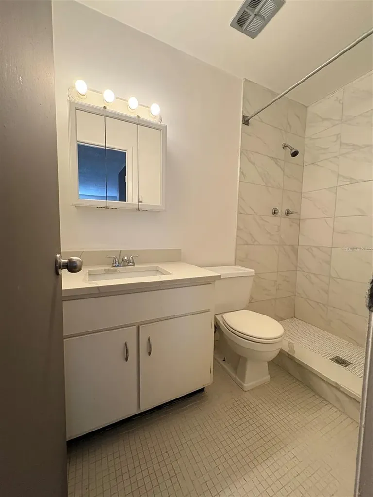 1131 84th Avenue N St Petersburg FL 33702