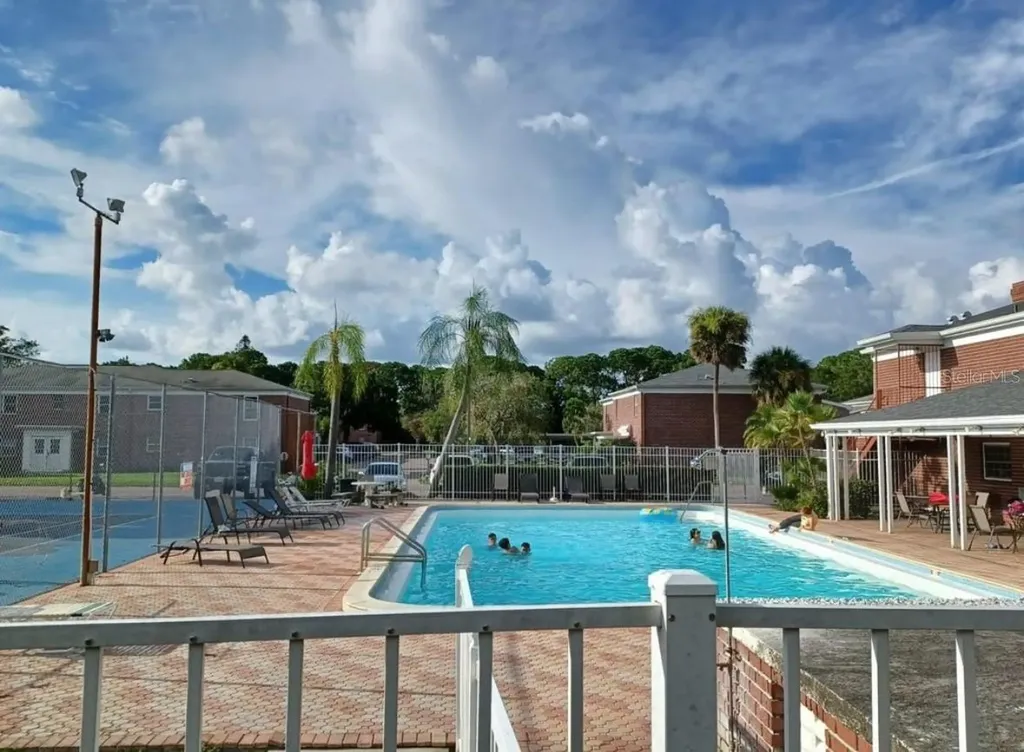 1131 84th Avenue N St Petersburg FL 33702