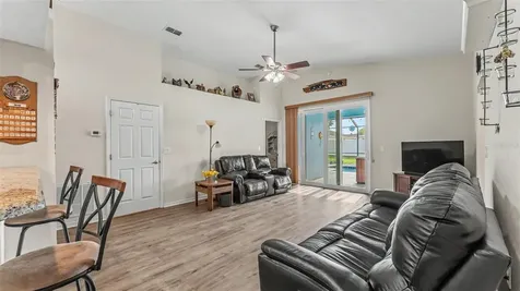2258 Bluebird Avenue Bartow FL 33830