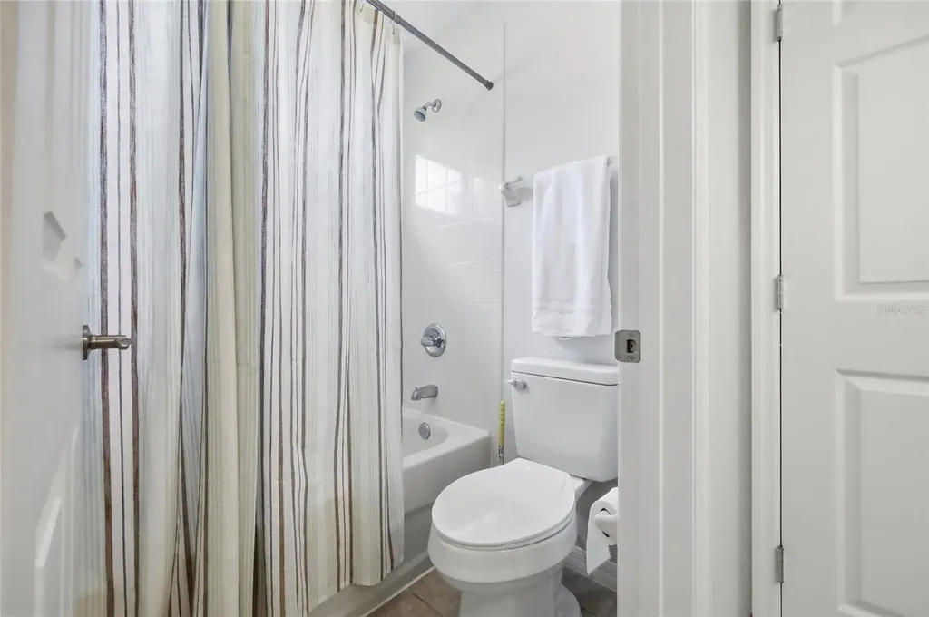 353 Plumoso Loop Davenport FL 33897
