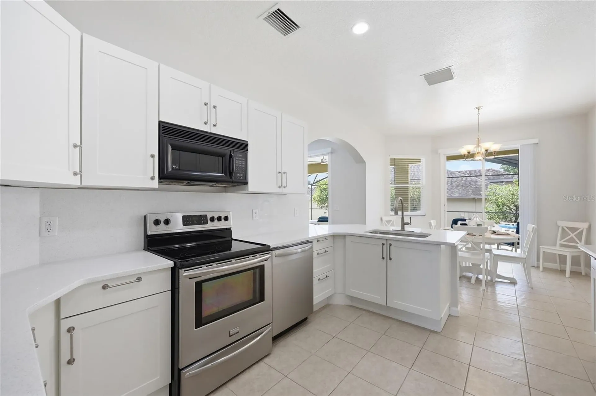 353 Plumoso Loop Davenport FL 33897