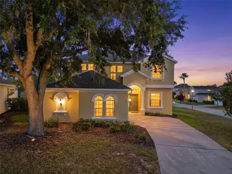353 Plumoso Loop Davenport FL 33897