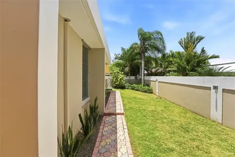 115 Paseo Real Dorado PR 00646