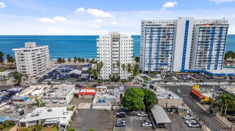 5916 Av. Isla Verde Carolina PR 00979
