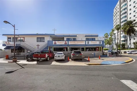 5916 Av. Isla Verde Carolina PR 00979